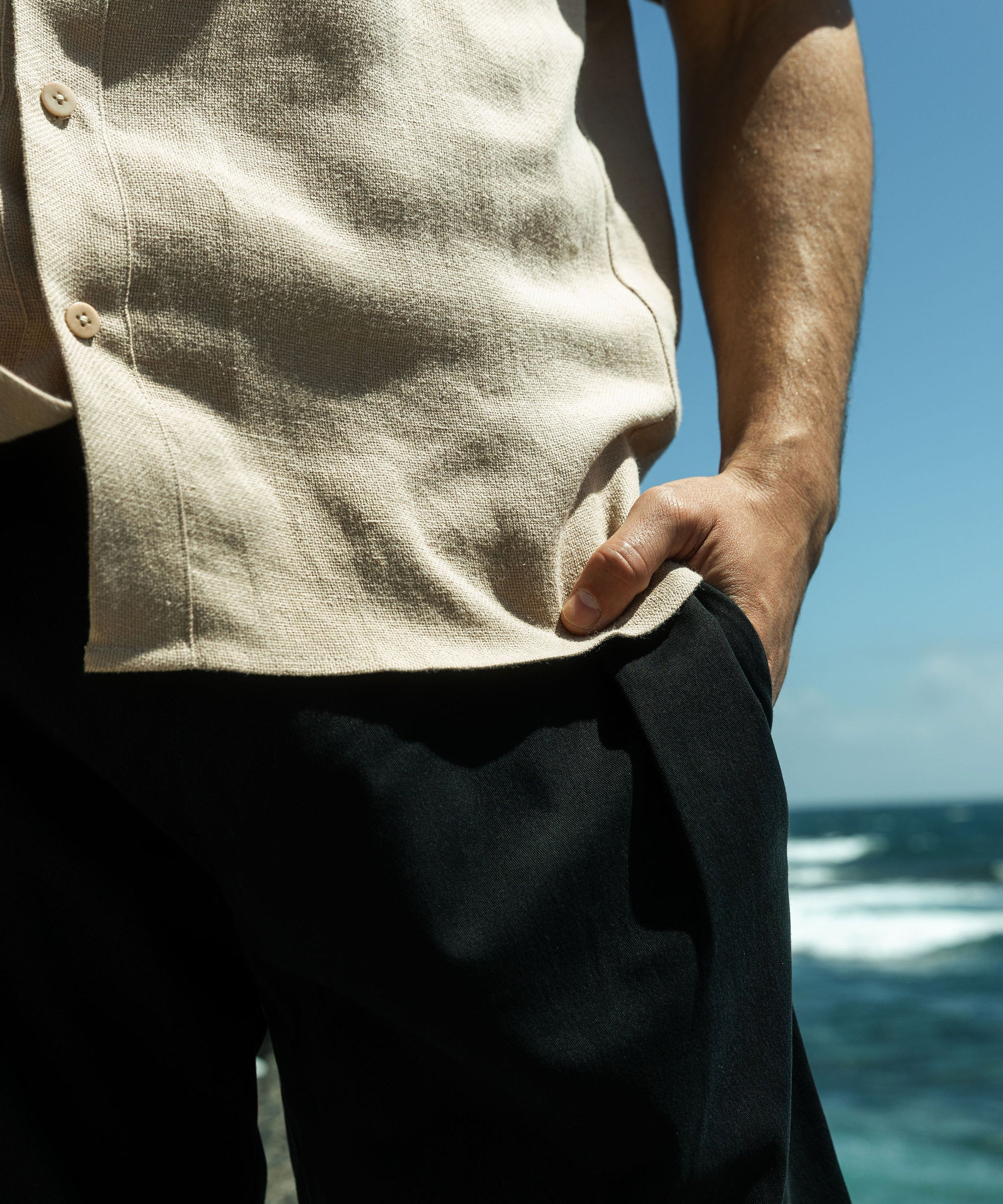 CARLO Shorts Black